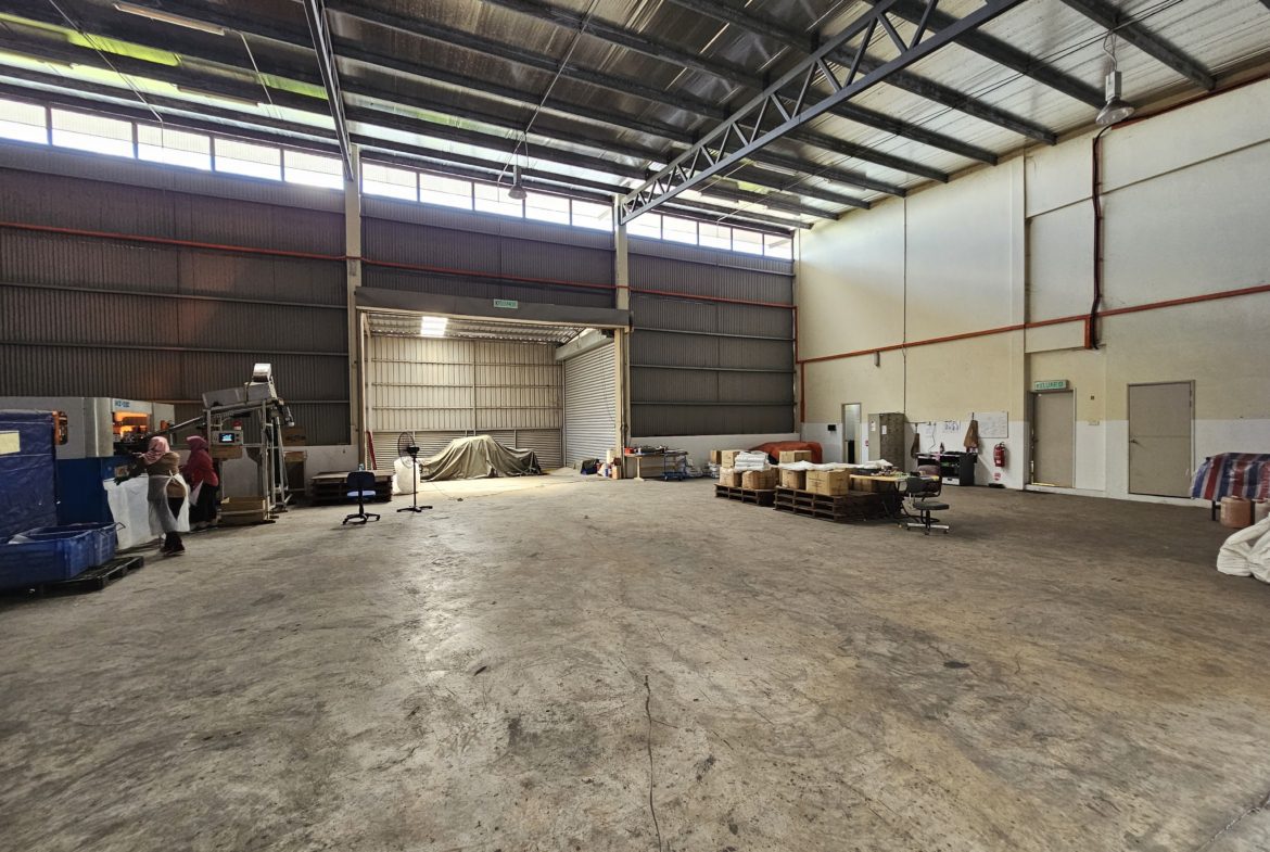 For Rent | KKIP Factory | Semi D | KKIP | Factory with Office | RM 12k
