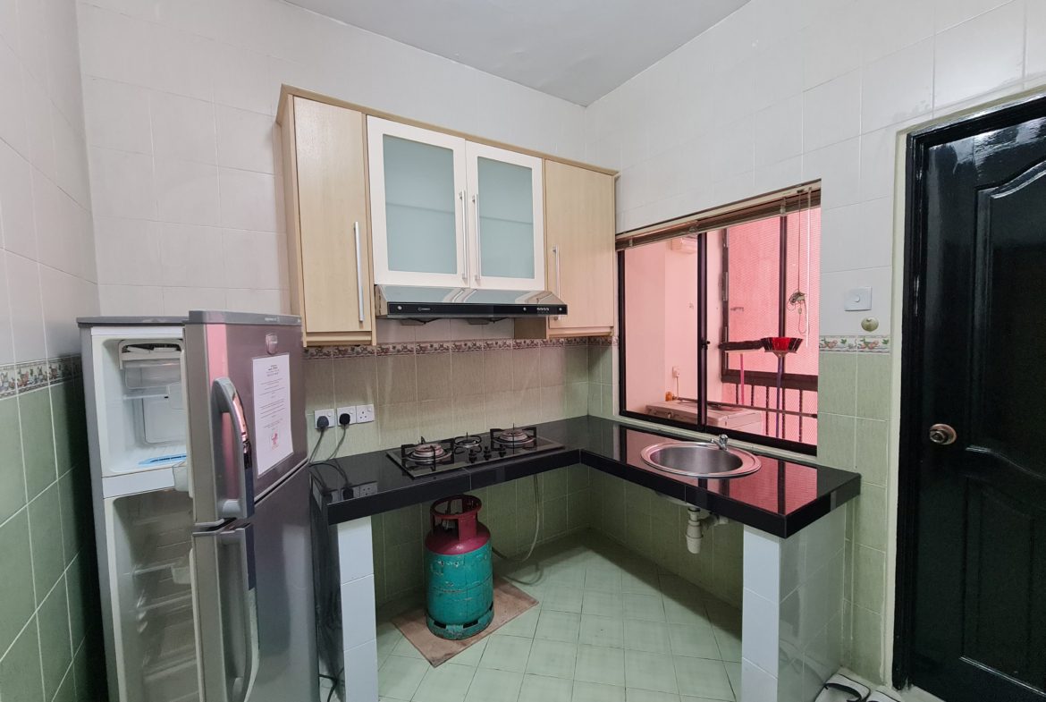 Marina Court Resort Condominium