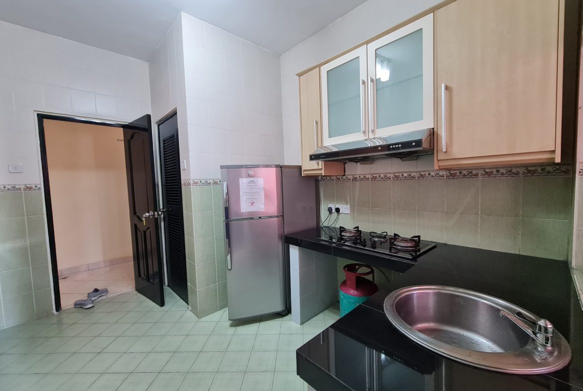 Marina Court Resort Condominium