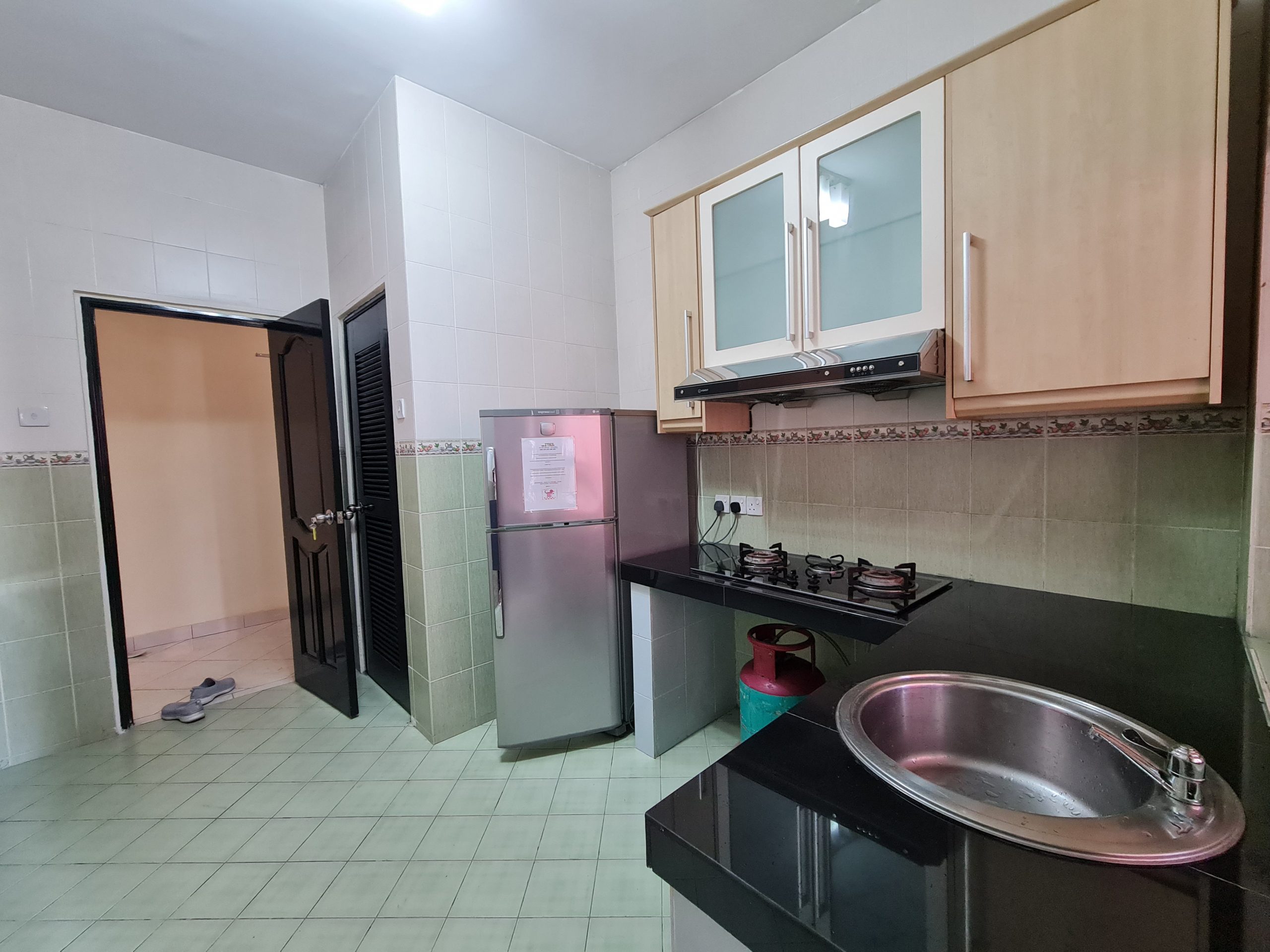 Marina Court Resort Condominium