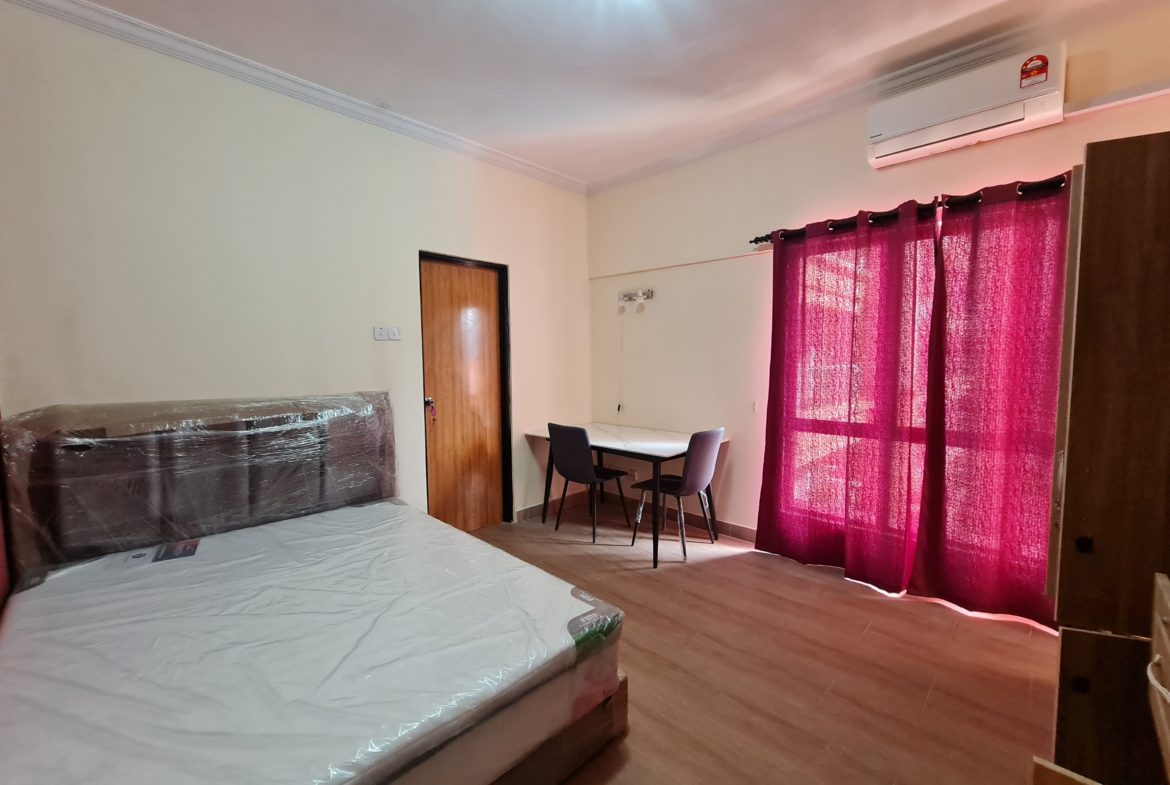 Marina Court Resort Condominium