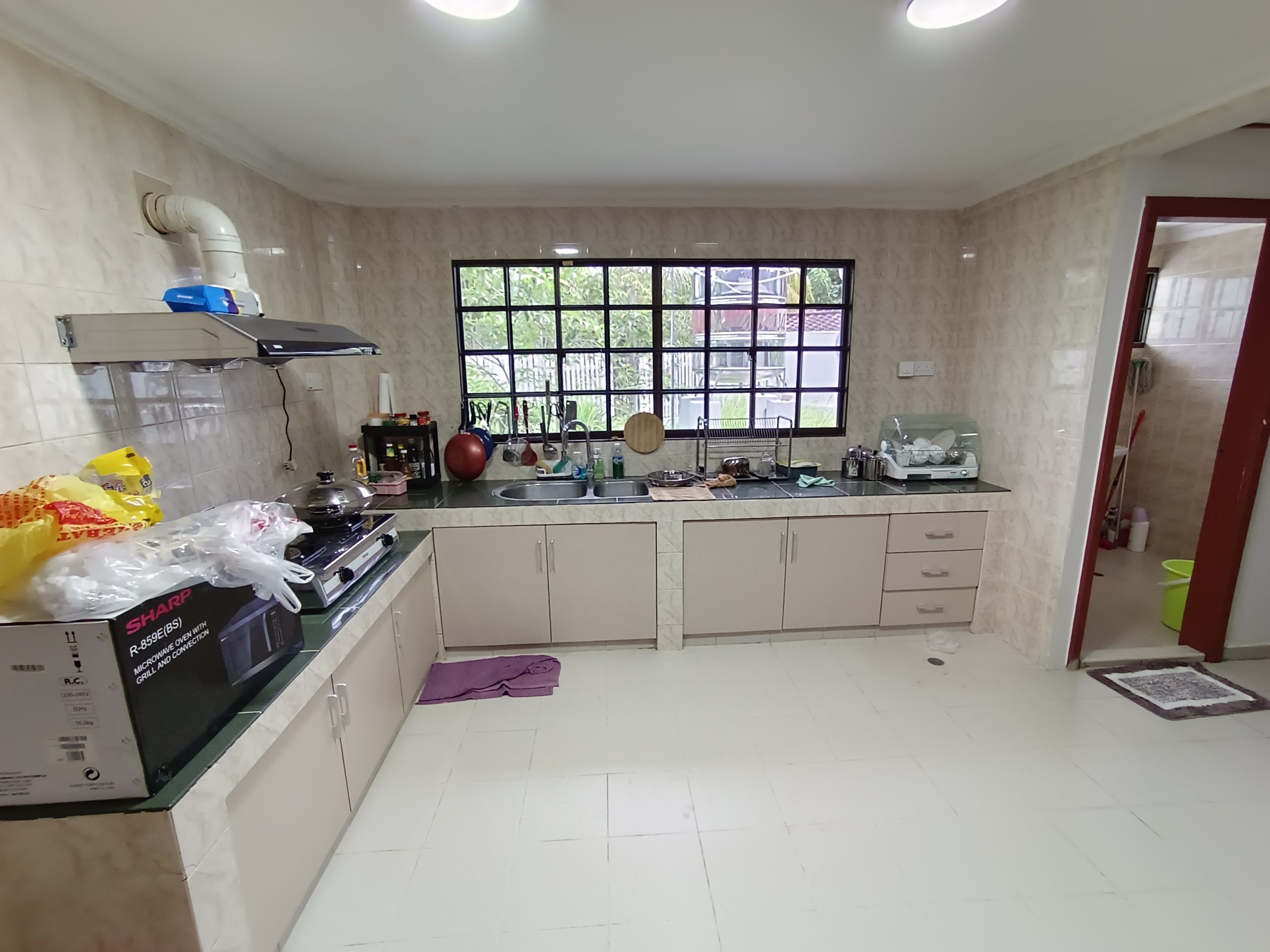 Taman Khidmat bungalow for rent | Kolombong