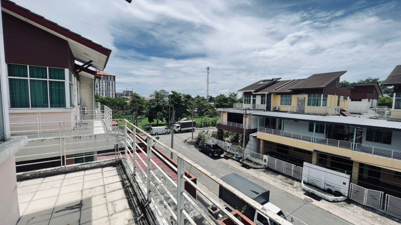 Taman Ceriamas 118 | Putatan | Empty Unit | Semi-D