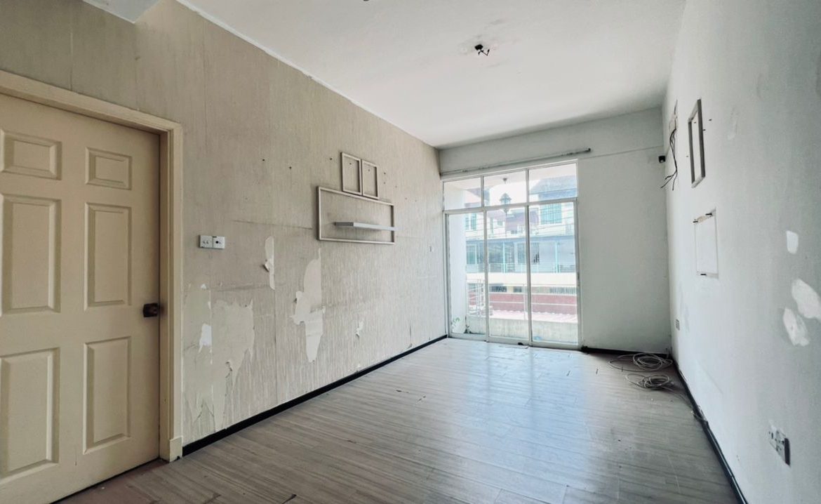 Taman Ceriamas 118 | Putatan | Empty Unit | Semi-D