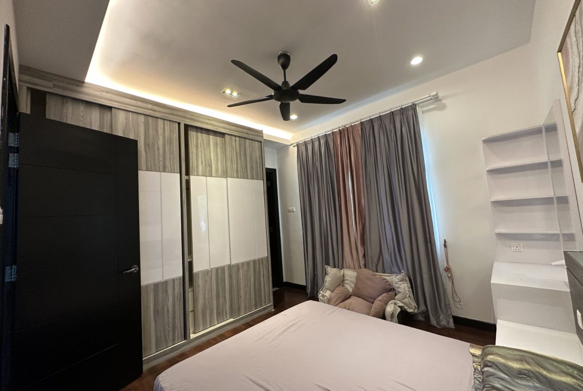 PELAGOS PENTHOUSE WATERFRONT