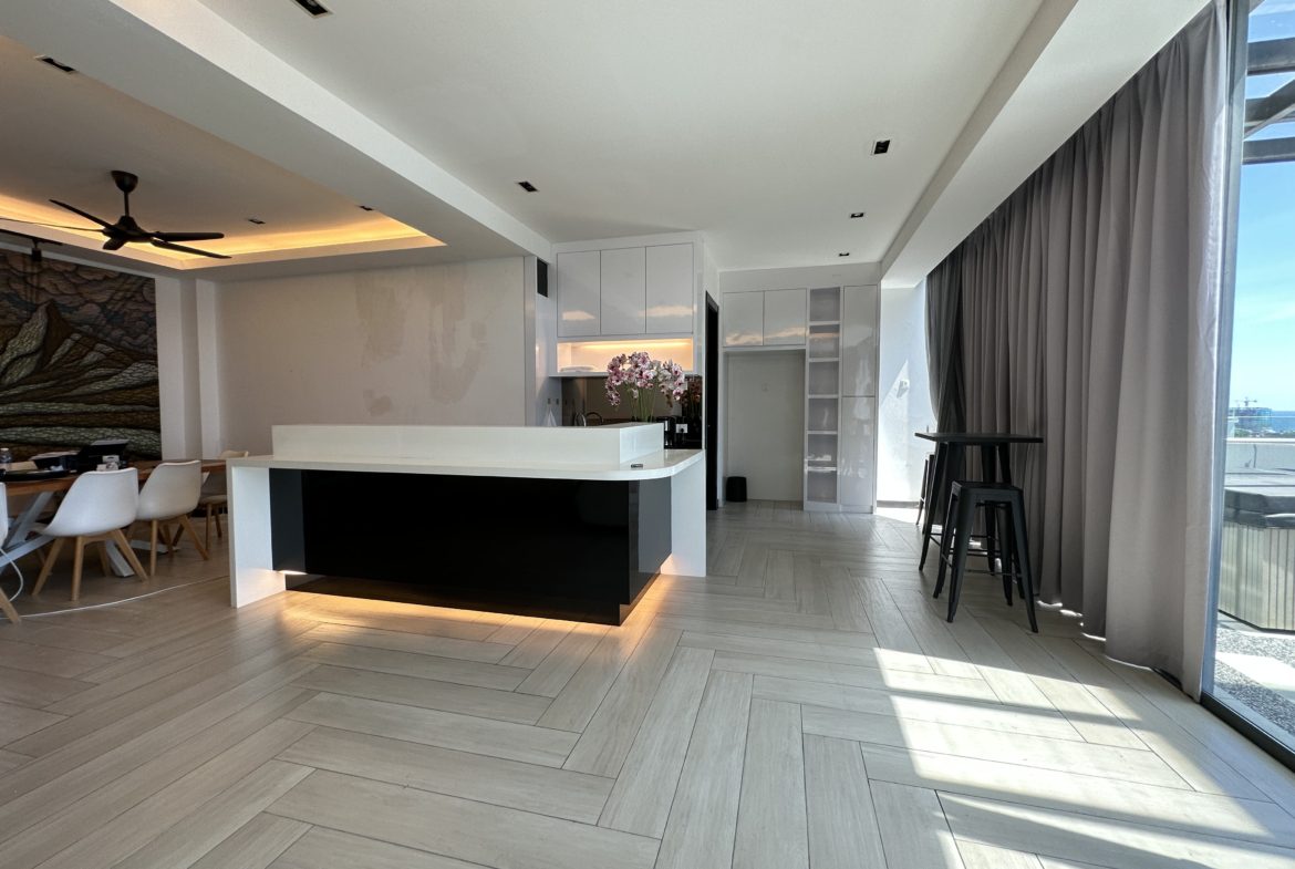PELAGOS PENTHOUSE WATERFRONT