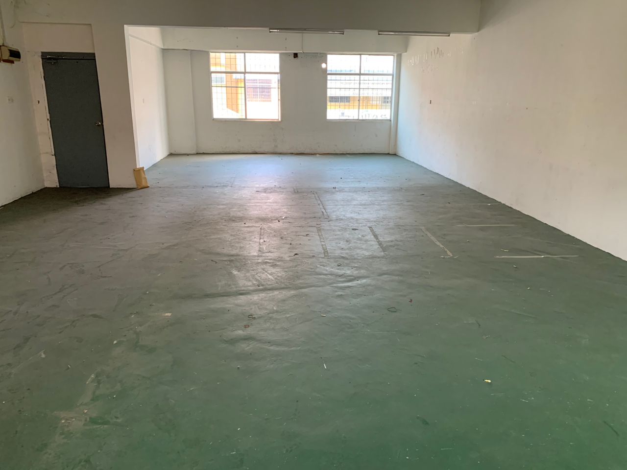 Below Market Value!! Putatan Platinum Plaza Shoplot