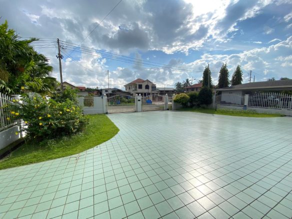 Beautiful Bungalow House for Sale in Kota Kinabalu – Perfect for Multi-Generational Living!