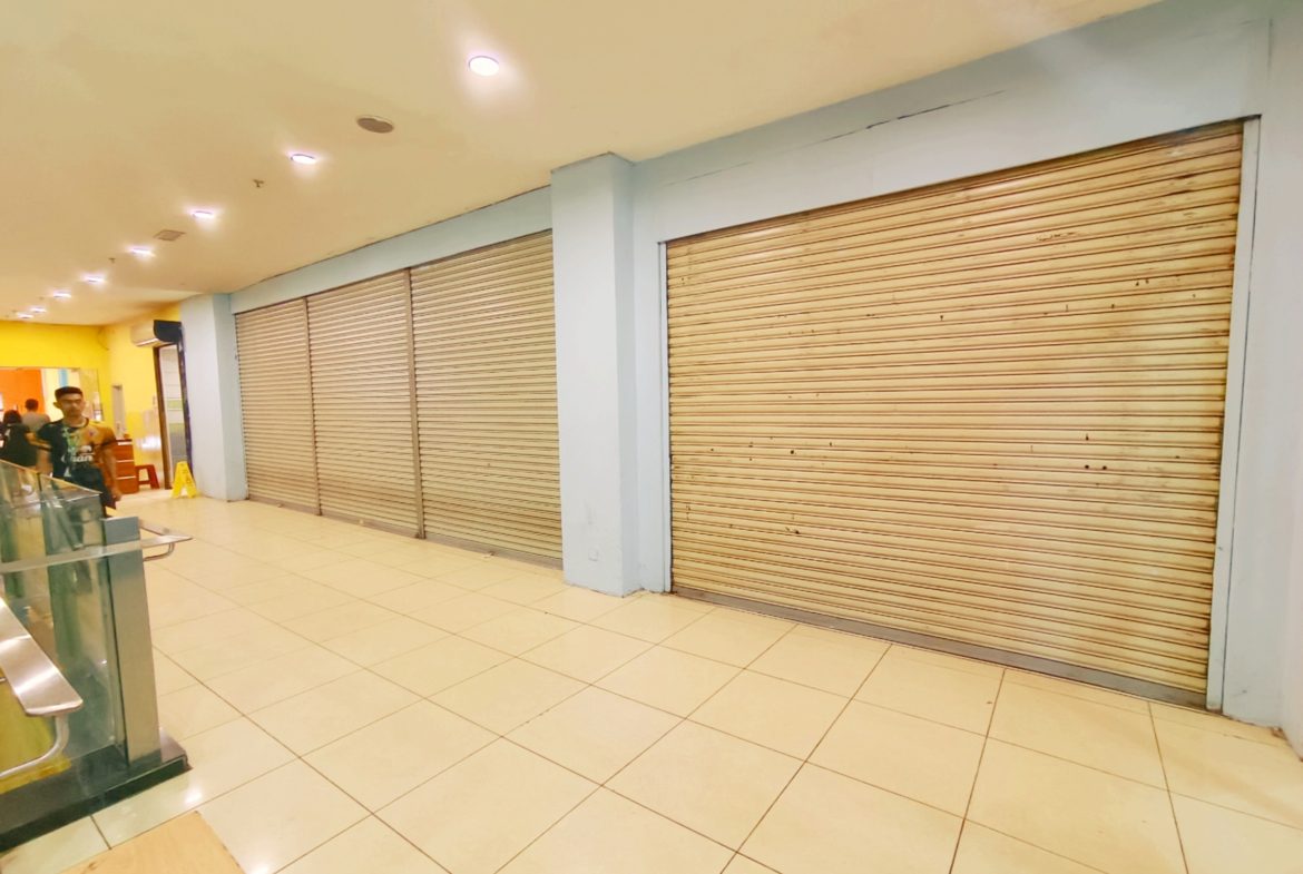 One Borneo ground floor shop for rent