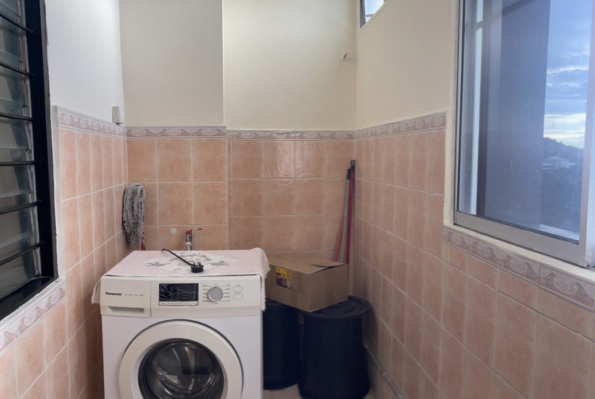 Colonnades Condo 4 Rooms | City Area | QE1 | Luyang