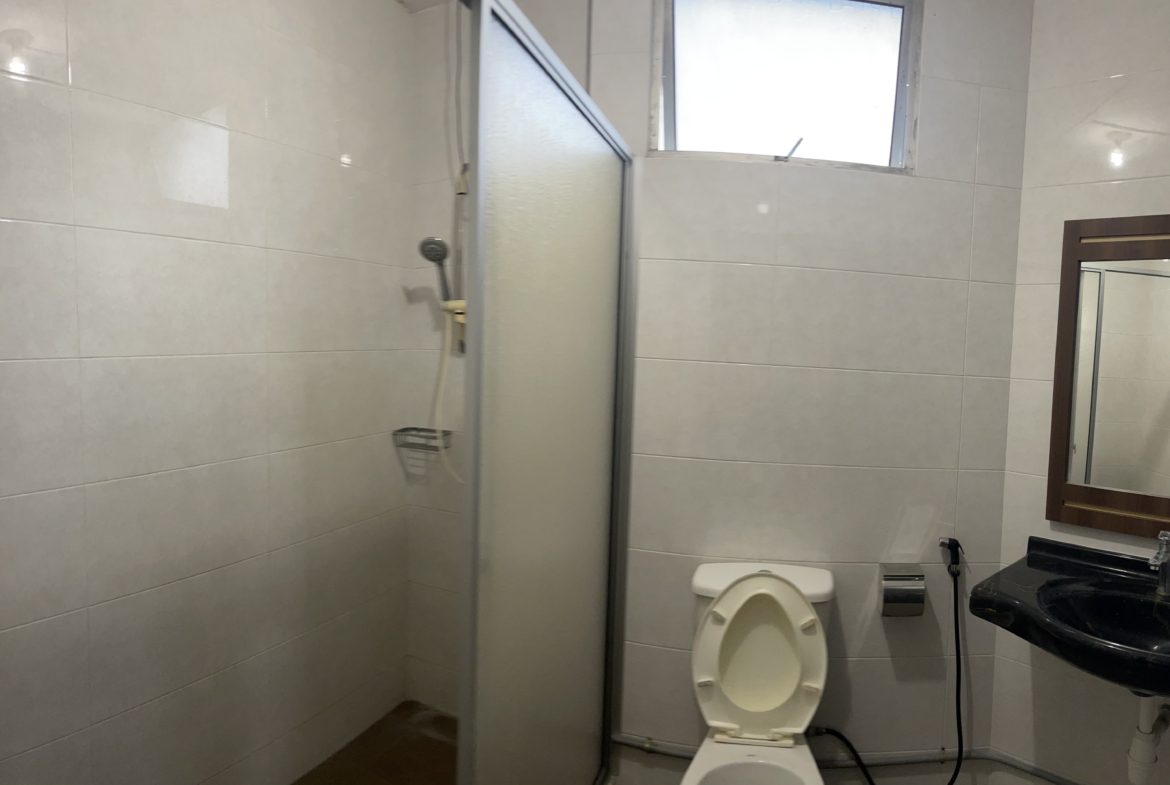 Colonnades Condo 4 Rooms | City Area | QE1 | Luyang
