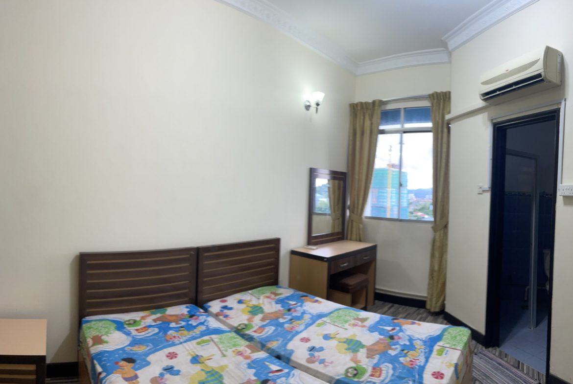 Colonnades Condo 4 Rooms | City Area | QE1 | Luyang