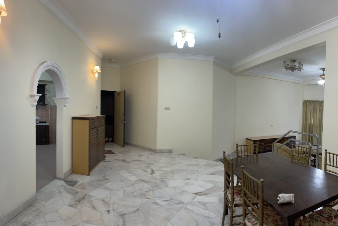Colonnades Condo 4 Rooms | City Area | QE1 | Luyang