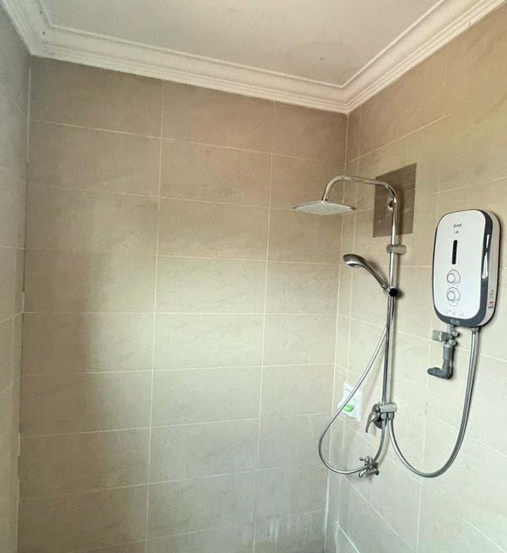 Taman Kingfisher Sulaman | 2.5 Storey | Gated & guarded