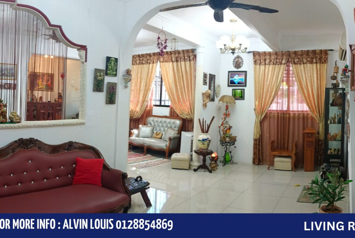 Double Storey Corner Lot, Terrace House, Putatan. Prime Location!!!!