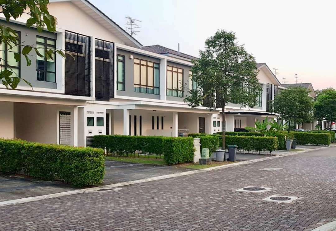 ☘️WaterEdge Residence Senibong Cove Superlink Corner Unit ☘️