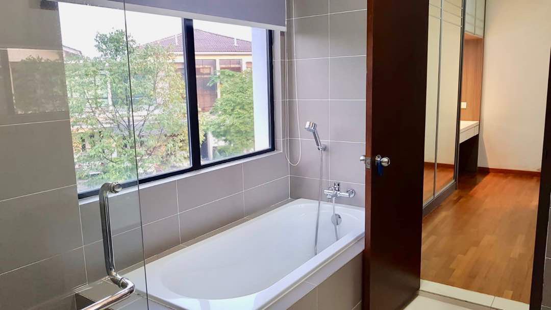☘️WaterEdge Residence Senibong Cove Superlink Corner Unit ☘️