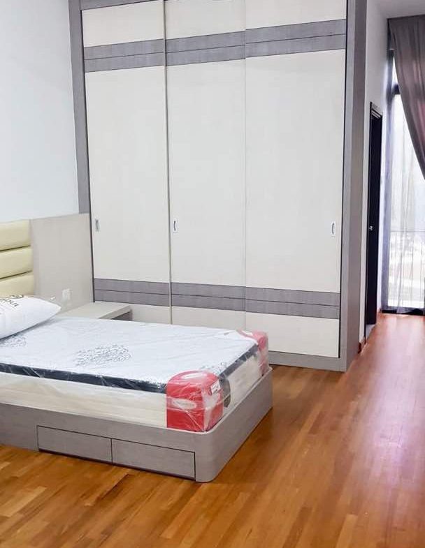 ☘️WaterEdge Residence Senibong Cove Superlink Corner Unit ☘️