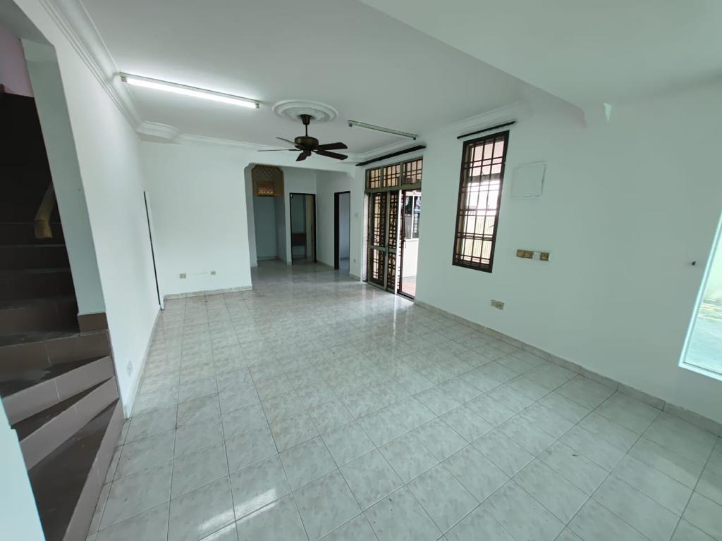 Taman Mutiara RIni Jasa Corner Full Loan Cash Back Unit