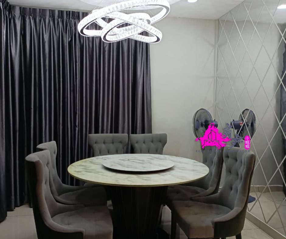 Double Storey Semi Detached House|Taman Hiburan|Renovated unit