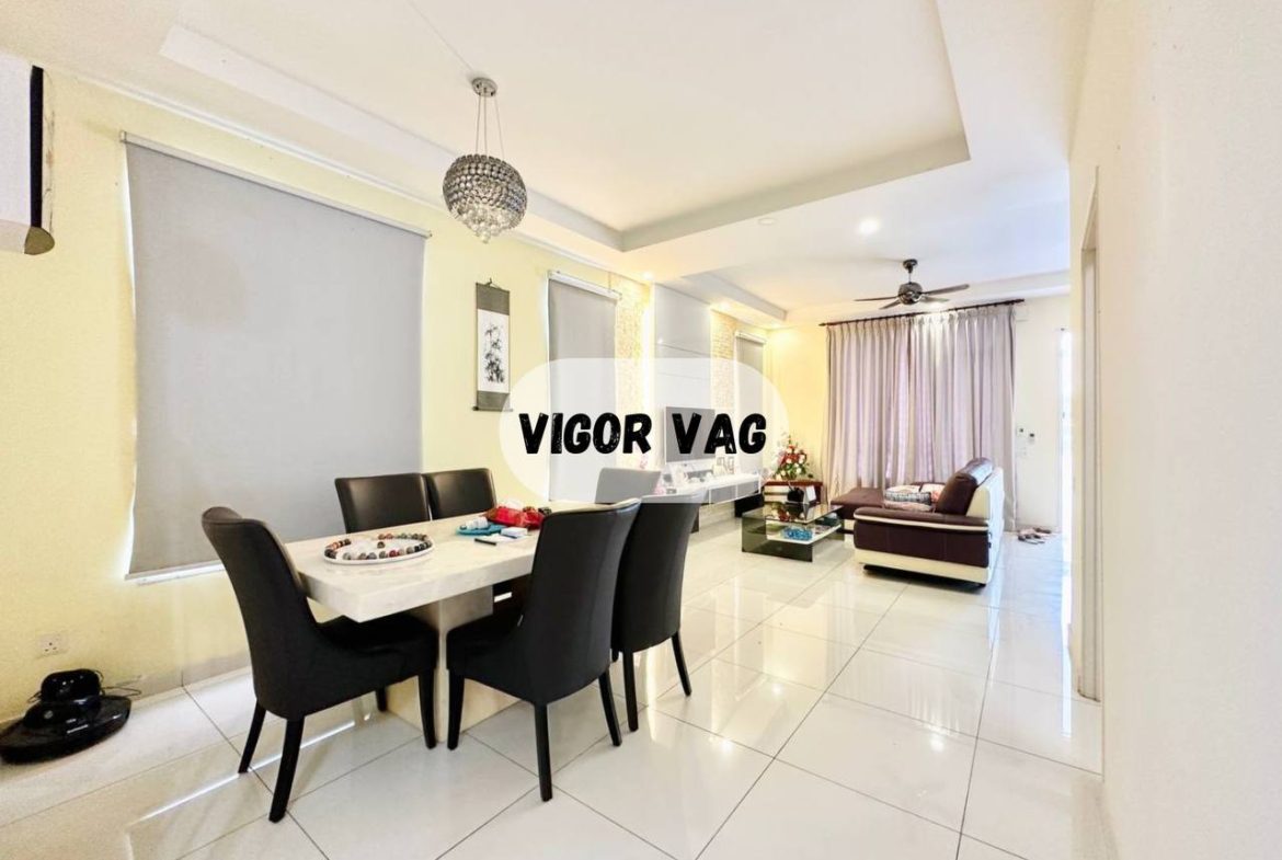 Setia Tropika 11 Terrace Endlot with Extra Land and Renovated – Full Loan