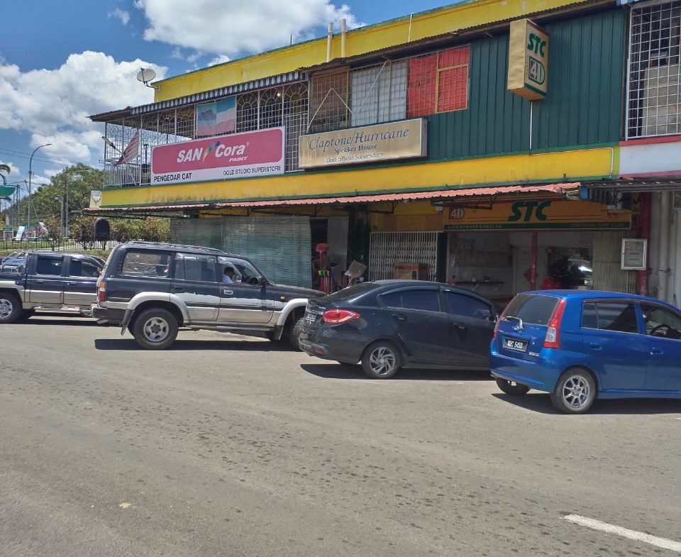 Tambunan Town Shoplot. 2 shoplot together for sales