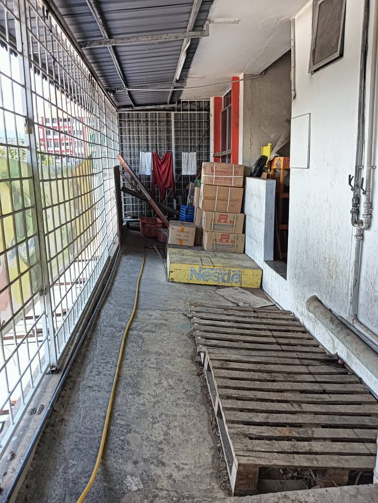 Tambunan Town Shoplot. 2 shoplot together for sales