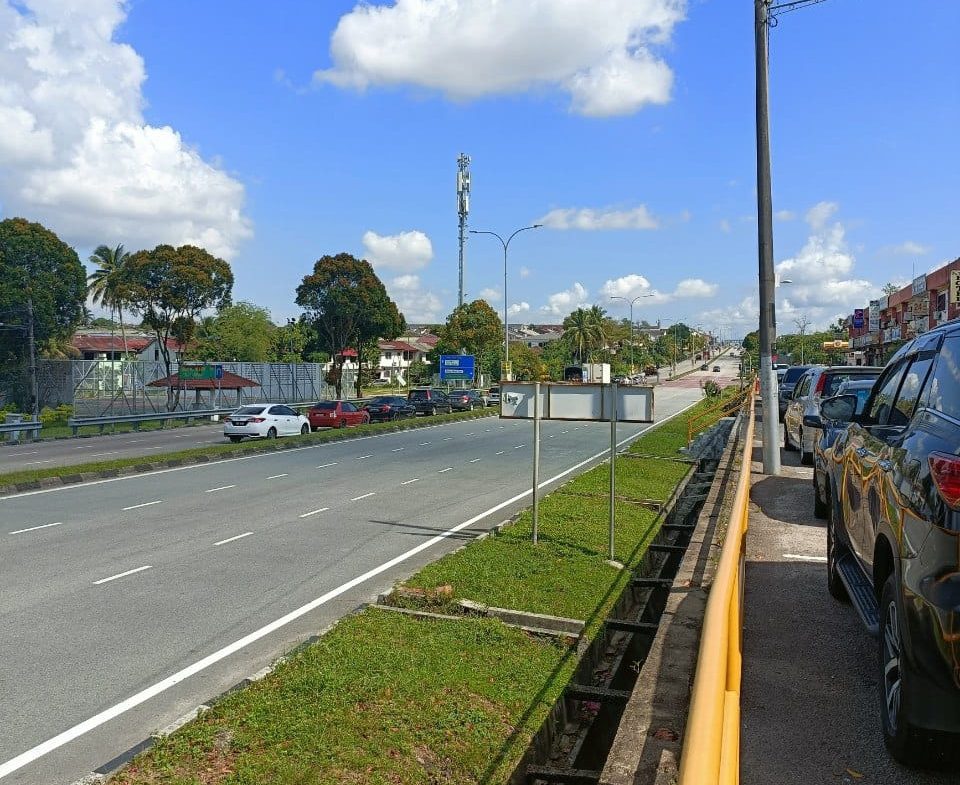 Taman Johor Jaya 2 Storey Shoplot Facing Main Road