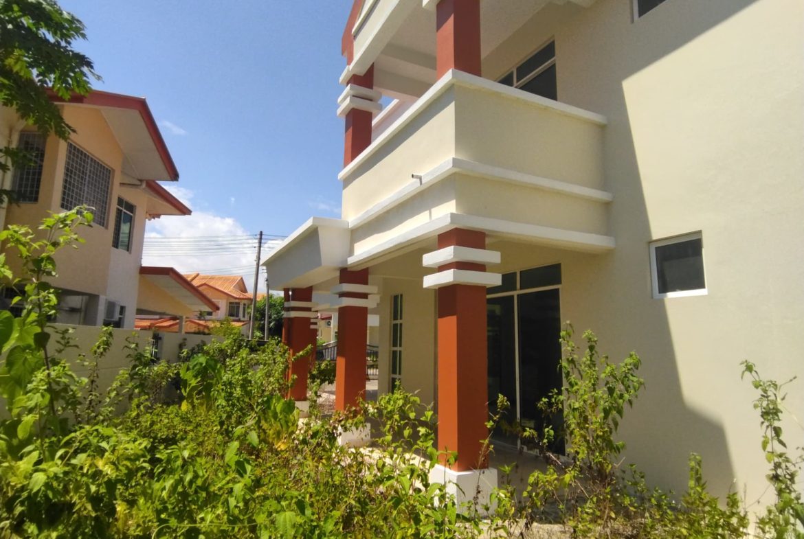 For Sale | Taman Malakun Semi D | 5 Bedrooms | Brand New