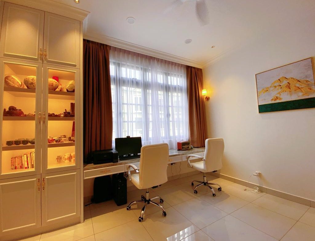 Eco Botanic @The Chateau Type Leaken 2.5Storey Superlink with Fully Renovated House