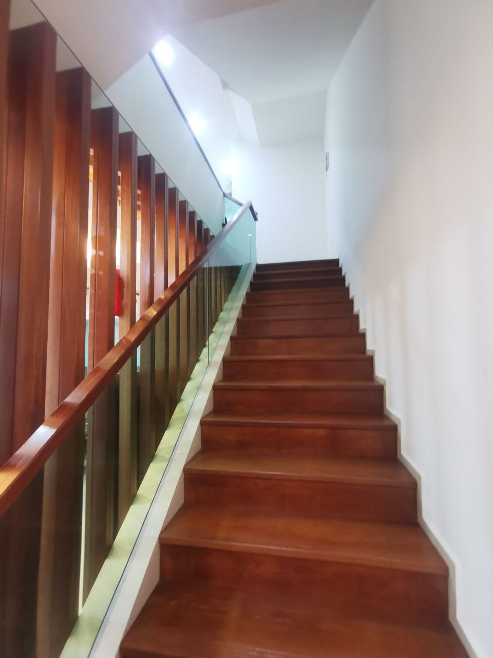 WhatsApp Image 2024-07-28 at 7.24.15 PM (13) Horizon Hills @The Hills 3Storey Cluster with Fully Renovated