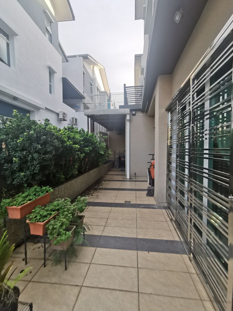 WhatsApp Image 2024-07-28 at 7.24.15 PM (9) Horizon Hills @The Hills 3Storey Cluster with Fully Renovated