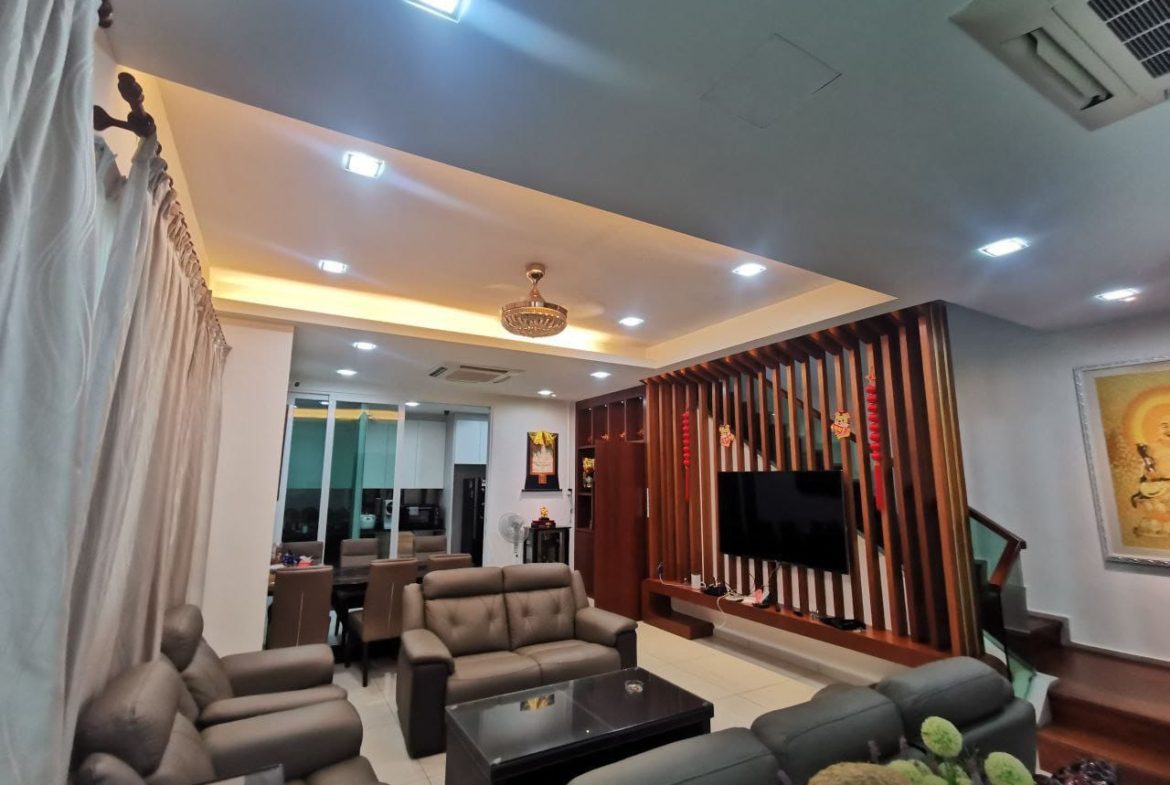 Horizon Hills @The Hills 3Storey Cluster with Fully Renovated