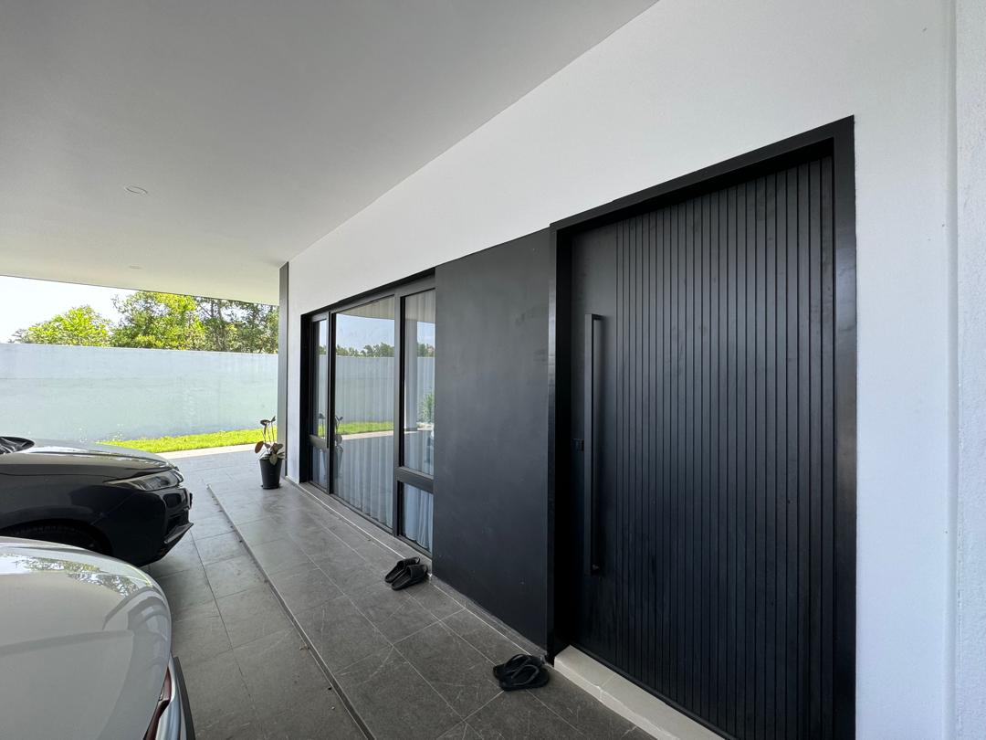 Taman Bukit Damaisari, MOVE-IN READY, 2-Storey, Corner, Menggatal