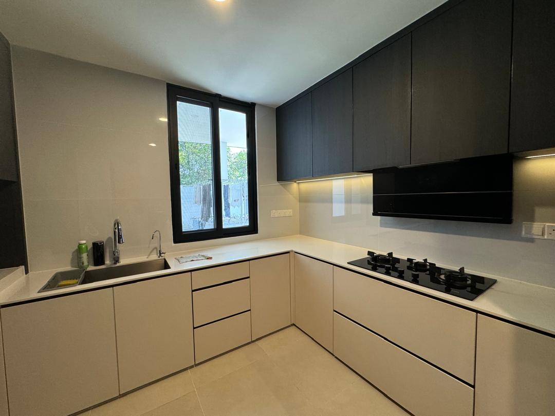 Taman Bukit Damaisari, MOVE-IN READY, 2-Storey, Corner, Menggatal