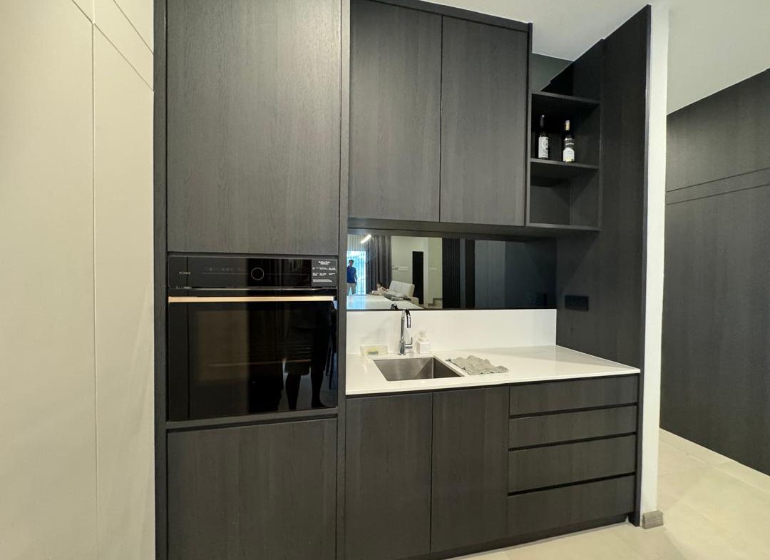Taman Bukit Damaisari, MOVE-IN READY, 2-Storey, Corner, Menggatal
