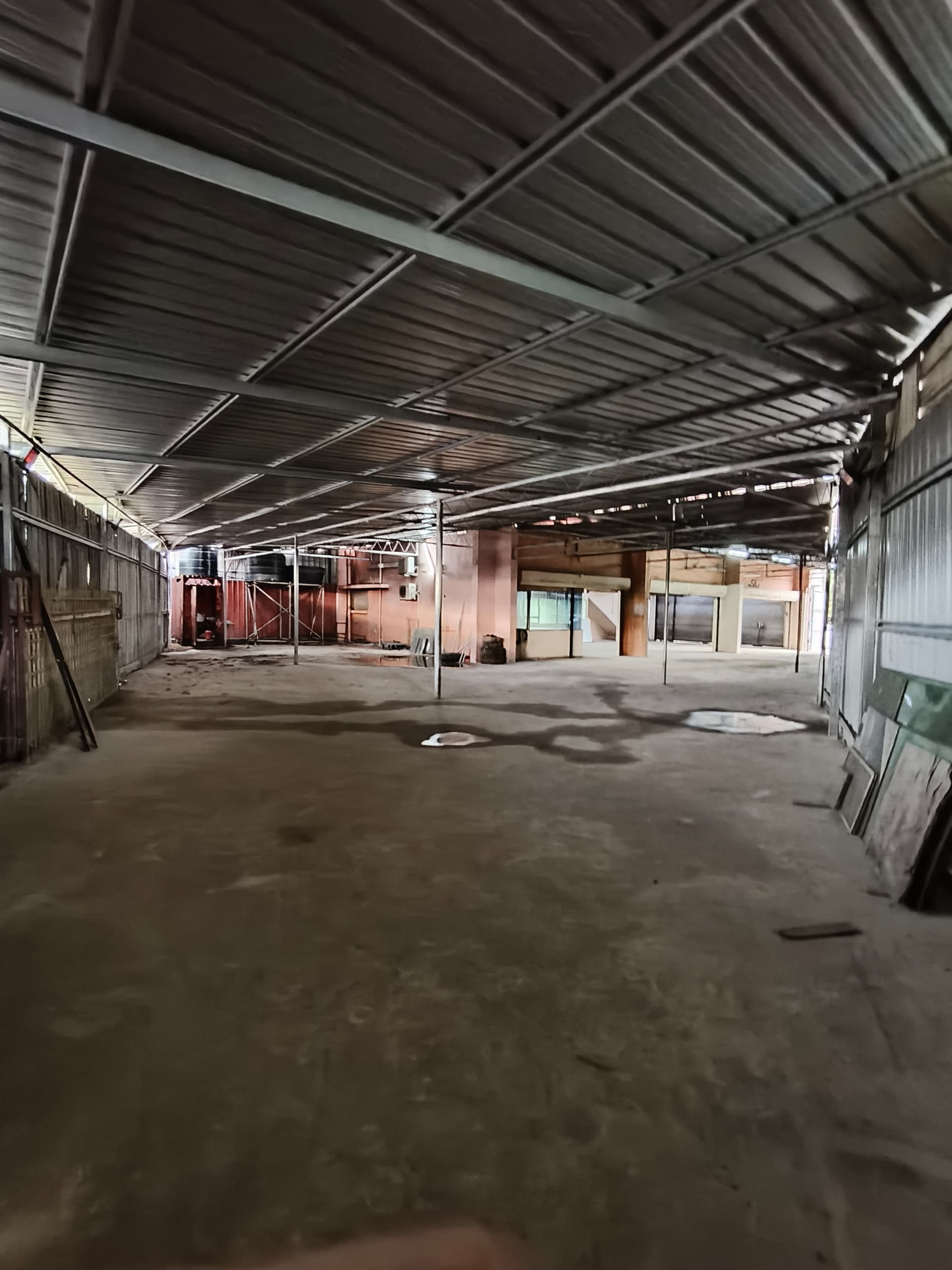 Bundusan Fu Guan Industrial Centre 3 Story Corner Unit Shop Lot For Rent