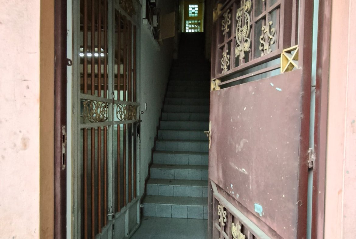 Bundusan Fu Guan Industrial Centre 3 Story Corner Unit Shop Lot For Rent