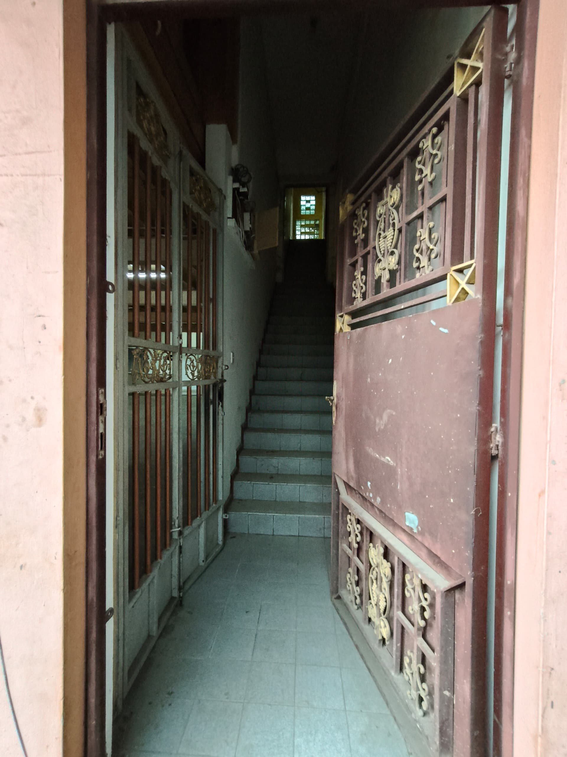 Bundusan Fu Guan Industrial Centre 3 Story Corner Unit Shop Lot For Rent