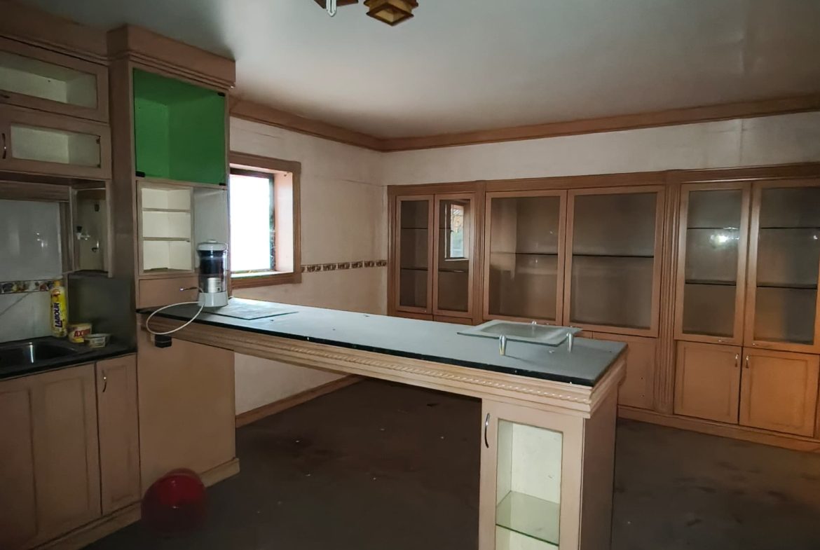 Bundusan Fu Guan Industrial Centre 3 Story Corner Unit Shop Lot For Rent