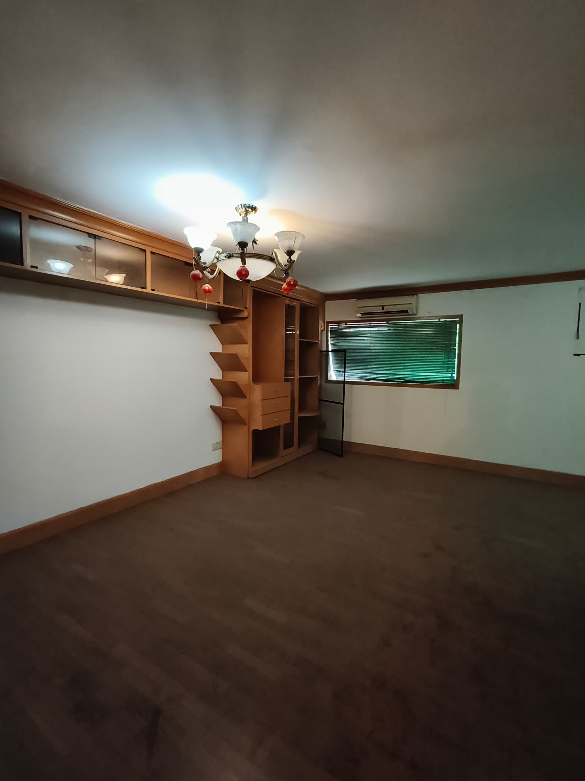 Bundusan Fu Guan Industrial Centre 3 Story Corner Unit Shop Lot For Rent