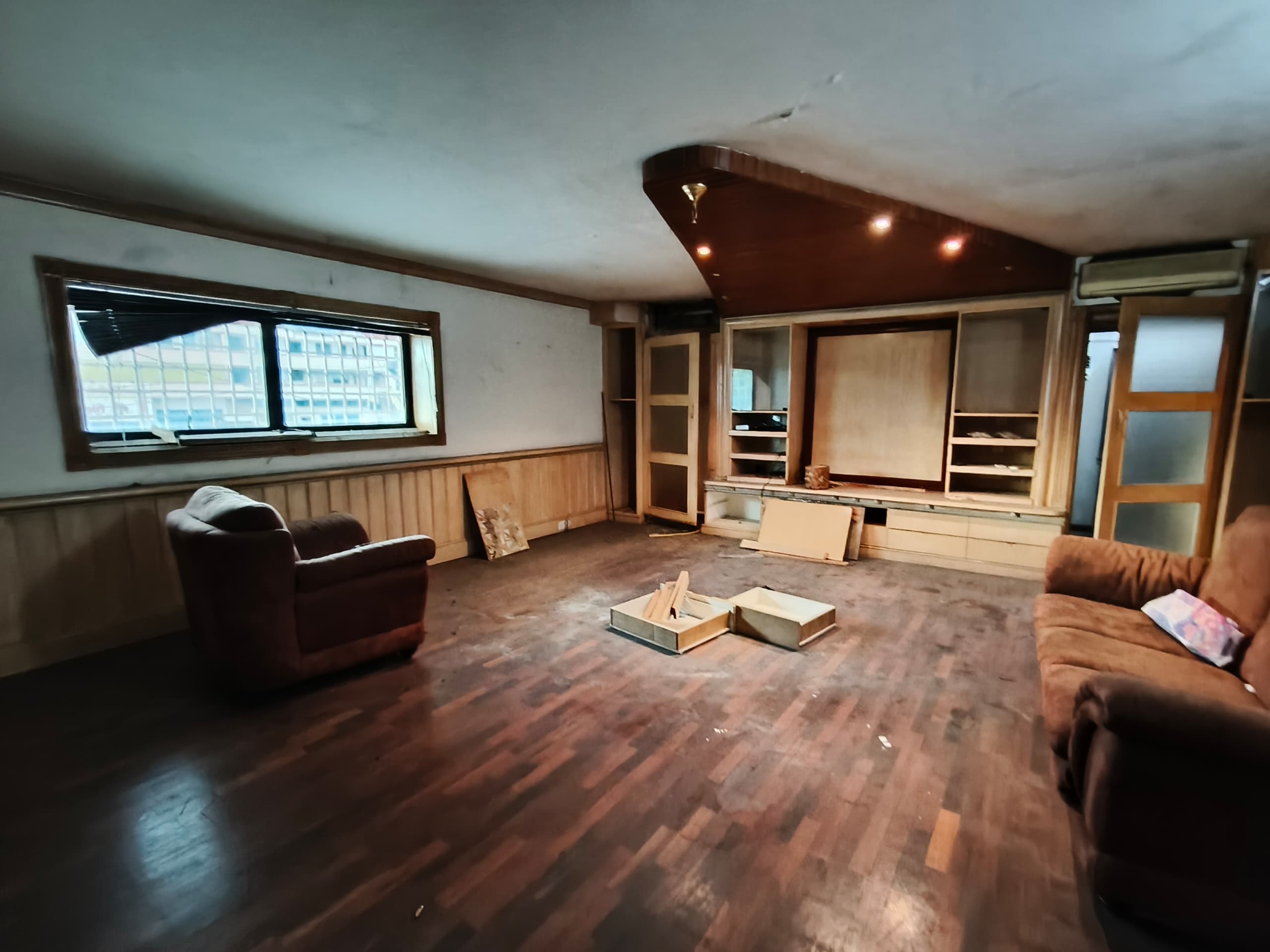 Bundusan Fu Guan Industrial Centre 3 Story Corner Unit Shop Lot For Rent