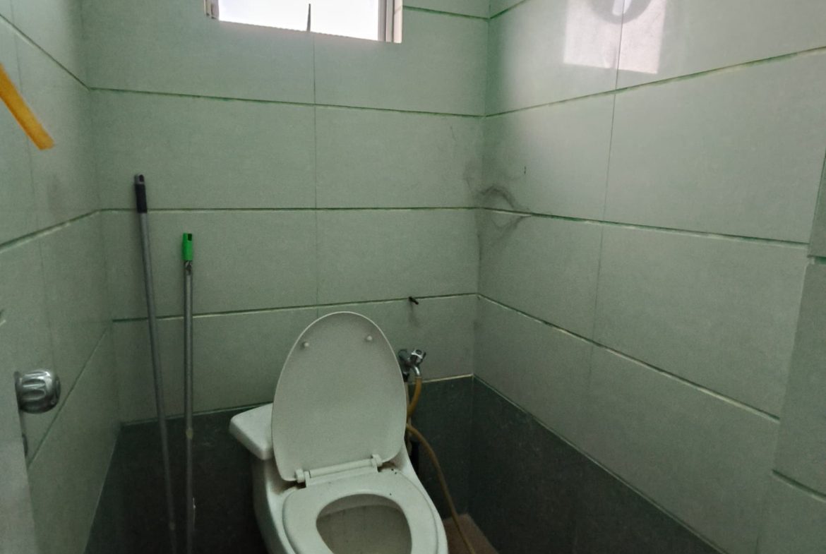 Bundusan Fu Guan Industrial Centre 3 Story Corner Unit Shop Lot For Rent