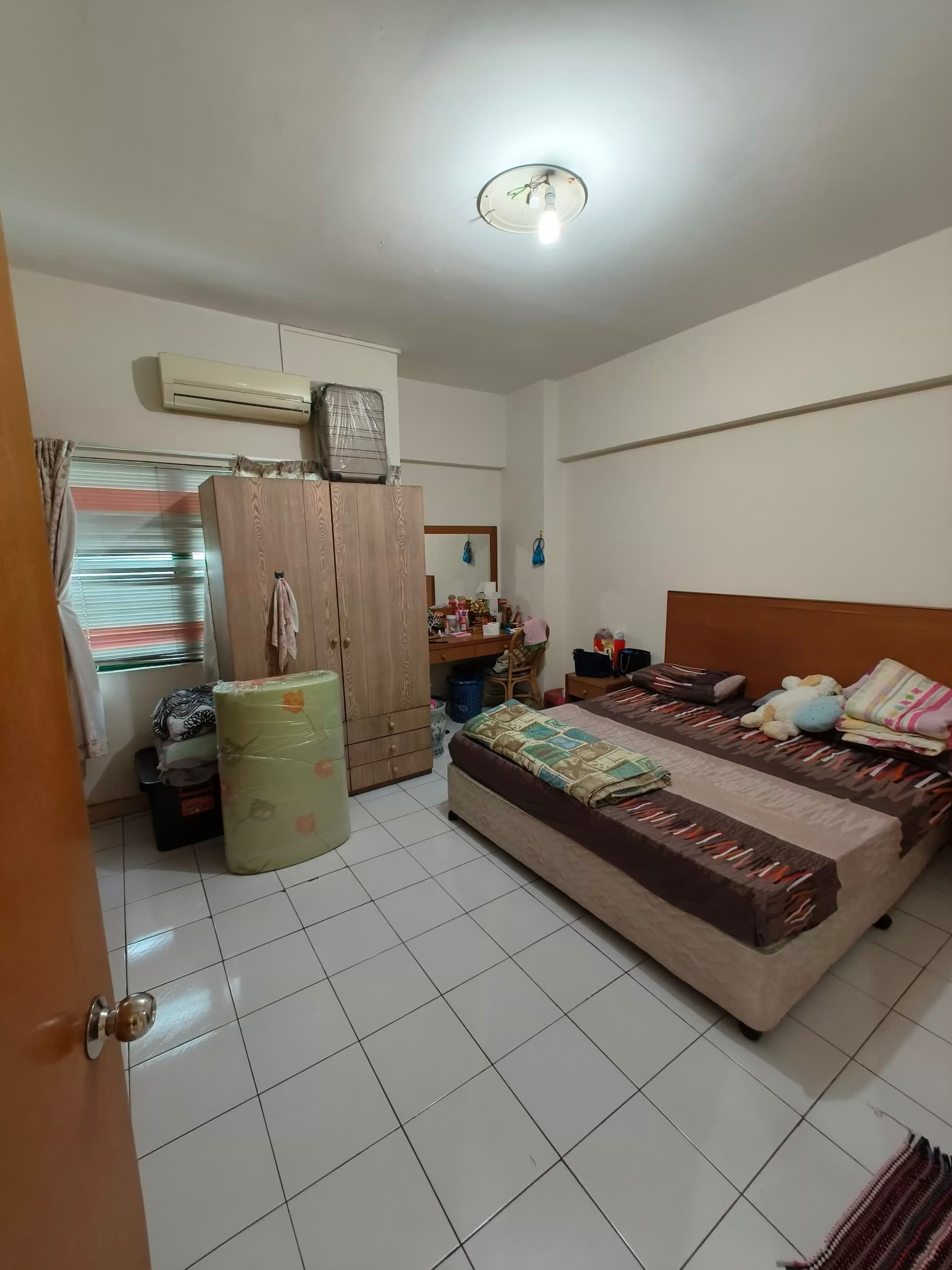 WhatsApp Image 2024-10-20 at 23.12.23-3 Likas Square Apartment Condominium Tanjung Lipat For Rent