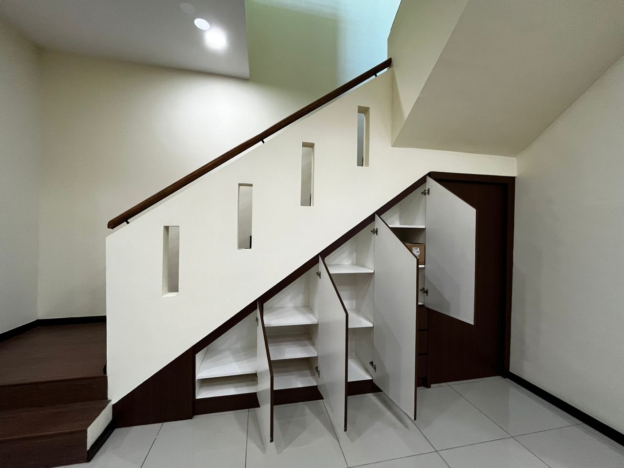 WhatsApp Image 2024-10-29 at 11.58.03-2 Penampang Taman Pertama Double Storey Semi D For Sale