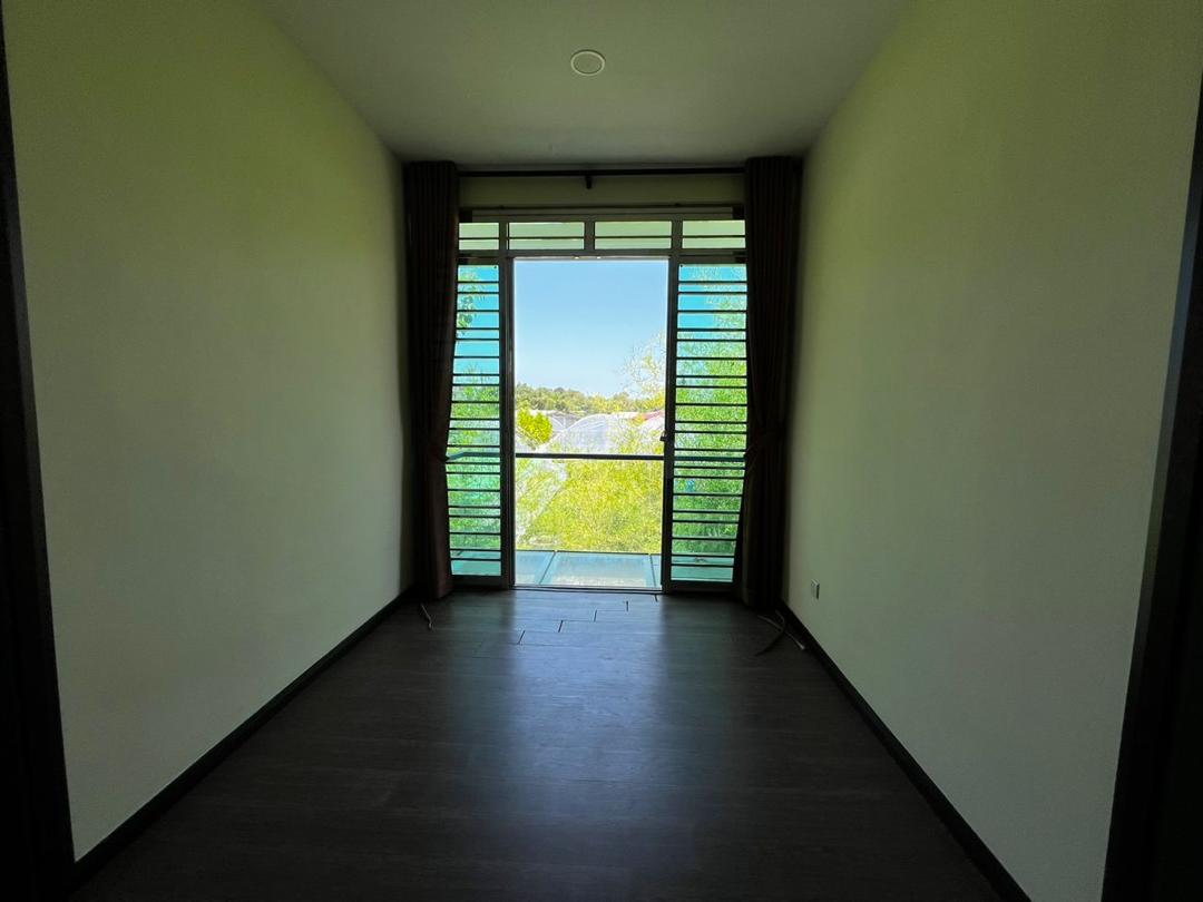 WhatsApp Image 2024-10-29 at 11.58.09-2 Penampang Taman Pertama Double Storey Semi D For Sale