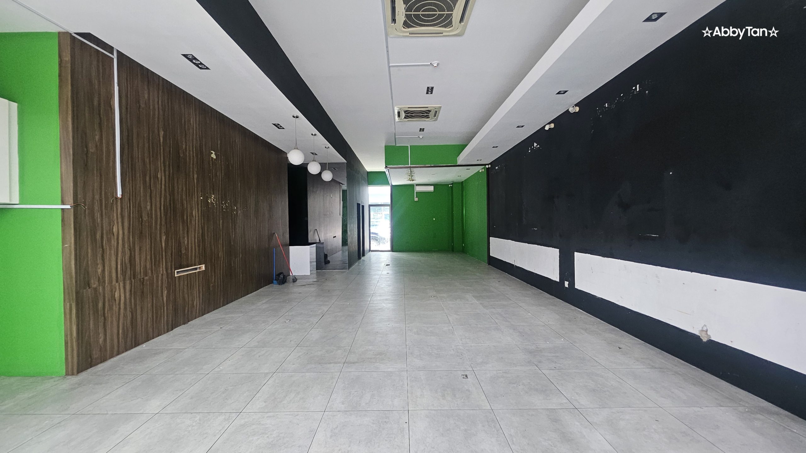 For RENT | KK Times Square | Block G | Shoplot