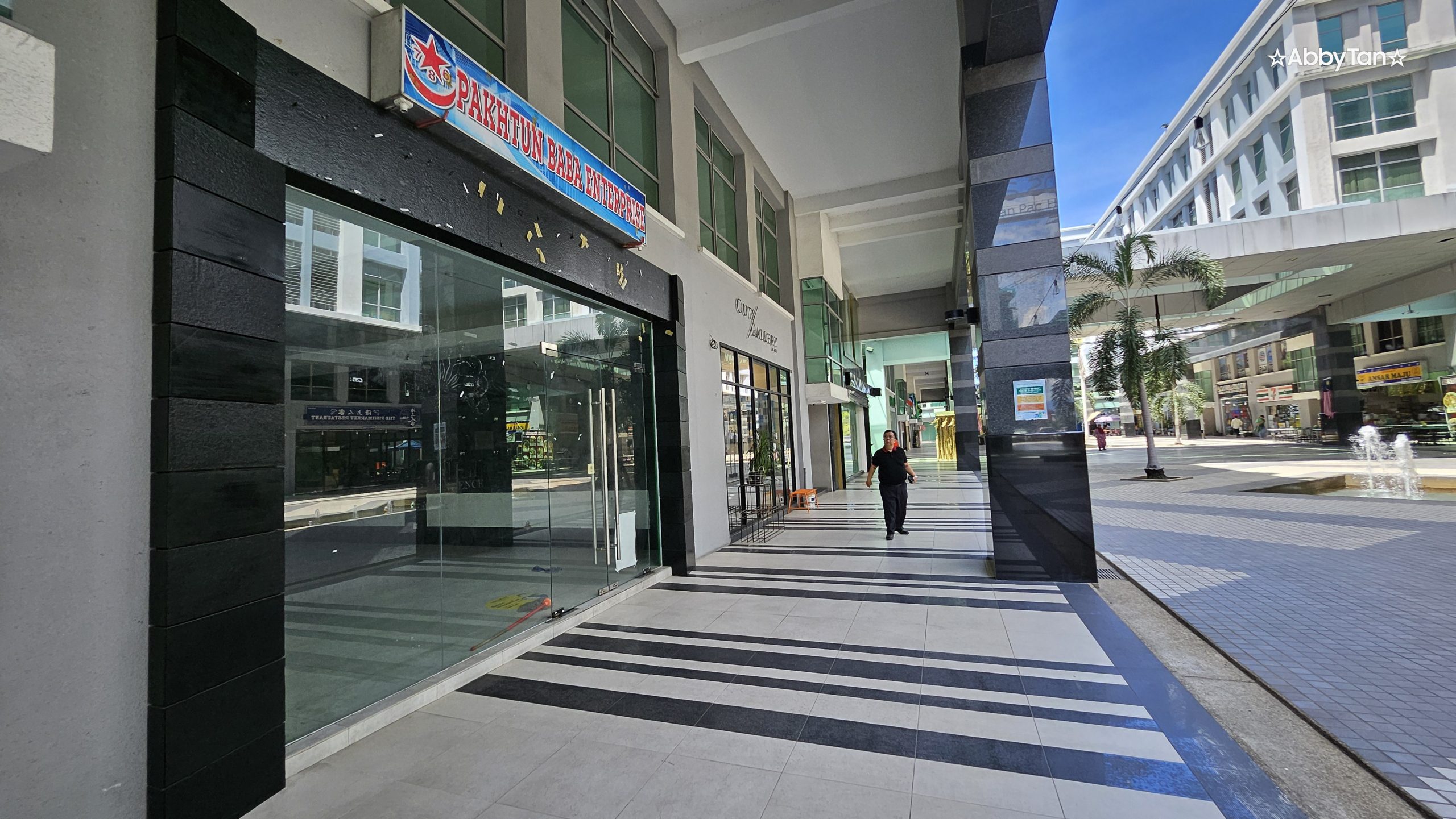 For RENT | KK Times Square | Block G | Shoplot