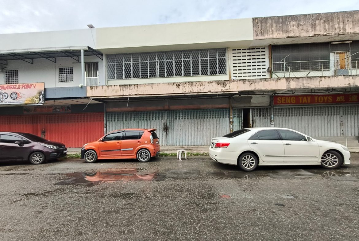 Kolombong Lorong Burung Keleto Jalan Tuaran Inanam 1st & Ground Floor Shoplot For Rent