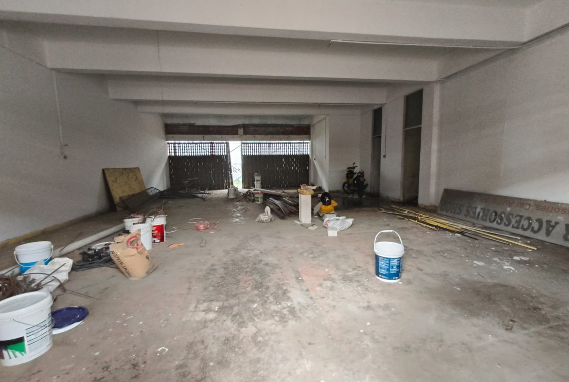 Kolombong Lorong Burung Keleto Jalan Tuaran Inanam 1st & Ground Floor Shoplot For Rent
